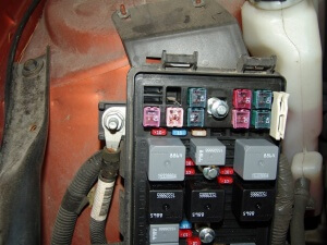 Sparky's Answers - 2004 Pontiac Grand Prix, No Blower 2004 pontiac vibe fuse box 